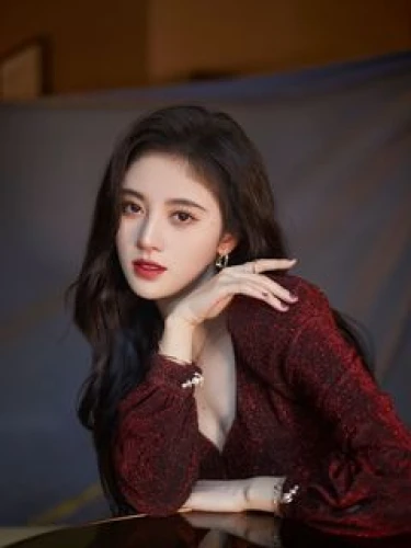 Ju Jingyi (鞠婧禕)
