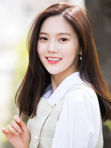Hyojung (효정)