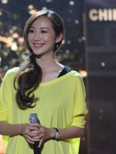 Han Xue (韩雪)