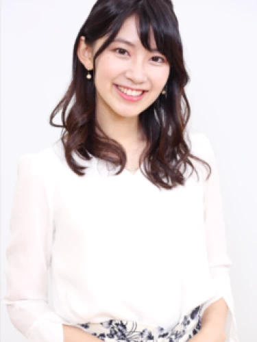 Saya Hiyama (檜山沙耶)