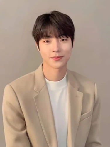 Hwang In-yeop (황인엽)