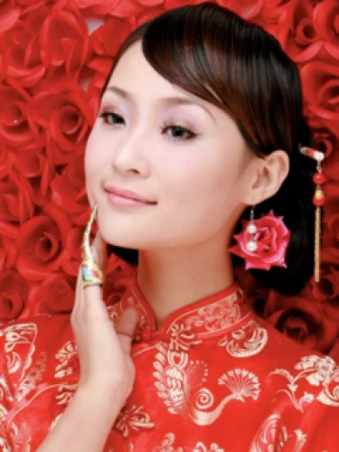Gong Yue (龔玥)