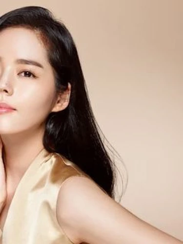 Han Ga-in (한가인)