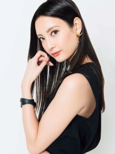 Nanao (菜々緒)